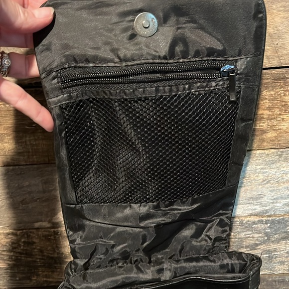 💰BOGO FREE Men’s Women’s Unisex Buxton Leather Crossbody or Shoulder Bag - Picture 9 of 14